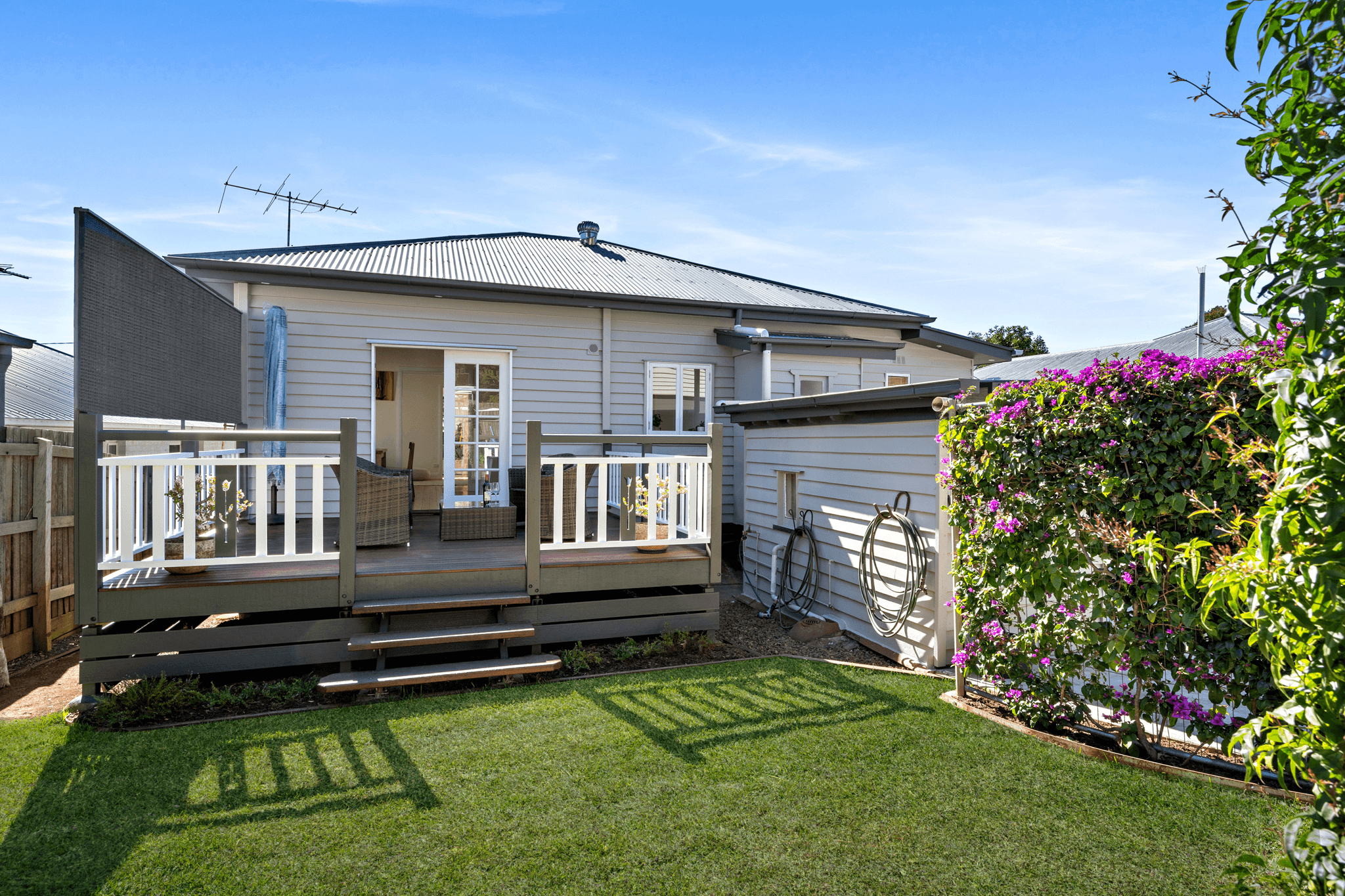 6 Duncraggon Street, South Toowoomba, QLD 4350