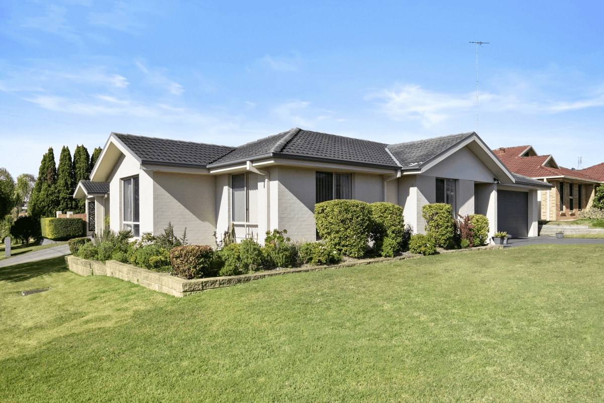 1/24 Carnarvon Circuit, East Maitland, NSW 2323