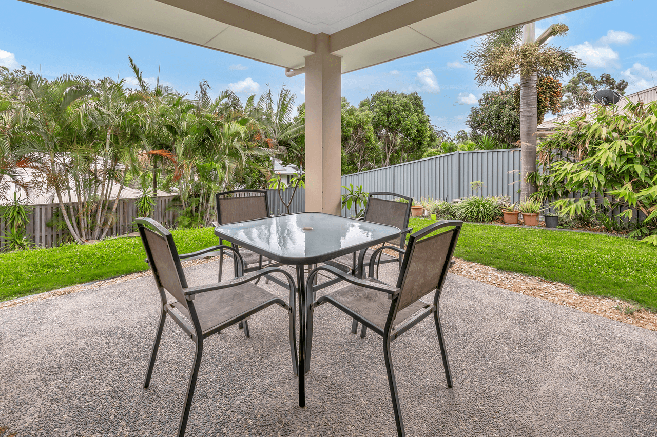 18 Berrimilla Lane, COOMERA WATERS, QLD 4209