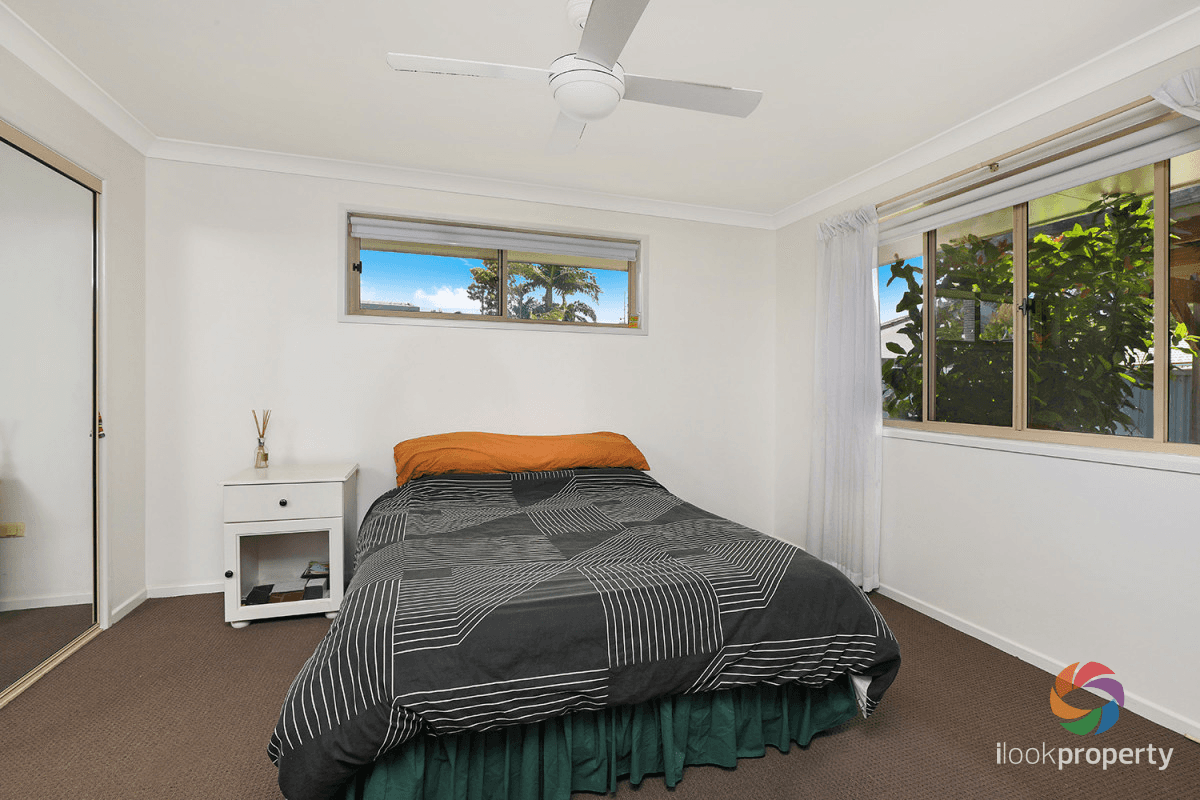 4 Bullando Street, WARANA, QLD 4575