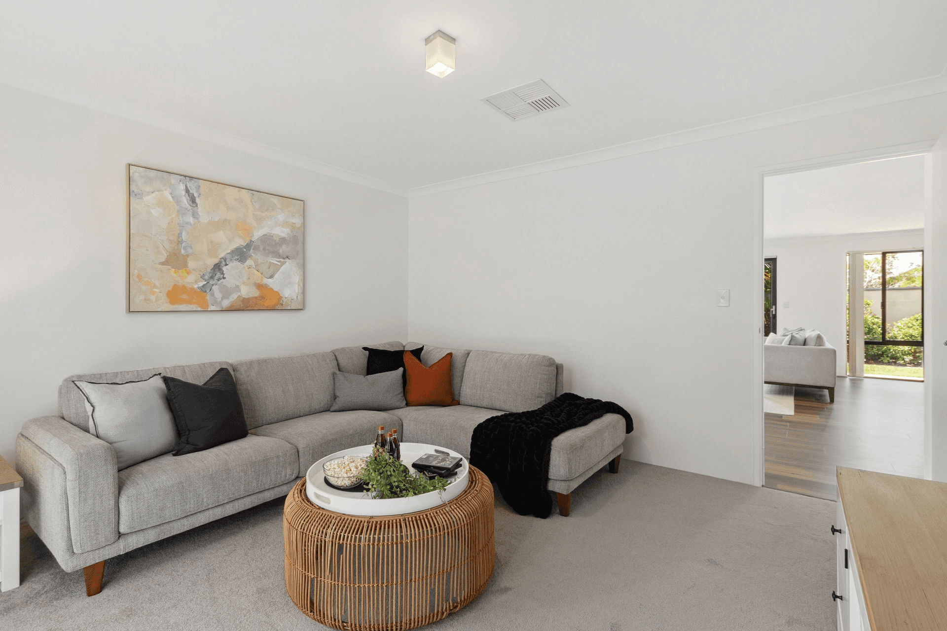 7 Gippsland Way, Ellenbrook, WA 6069