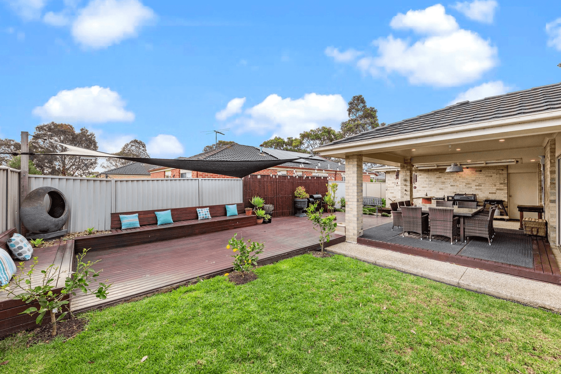 1 Wonboyn Close, Pakenham, VIC 3810