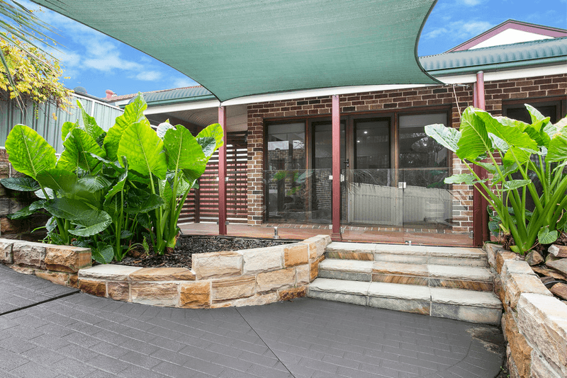 5 Camelot Drive, CRANEBROOK, NSW 2749