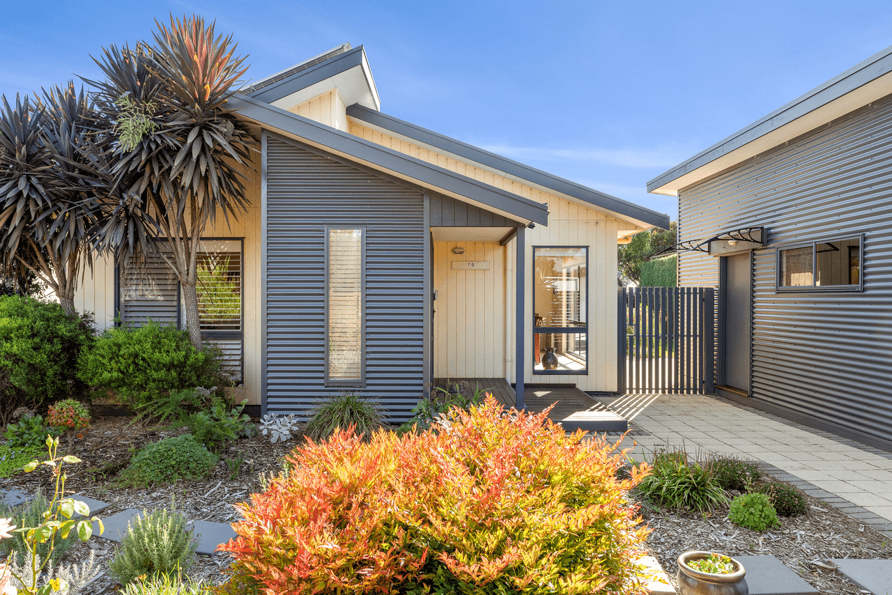 70 Katherine Circuit, COWES, VIC 3922