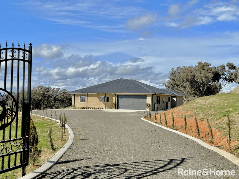 70 Crowe Road, YOUNG, NSW 2594
