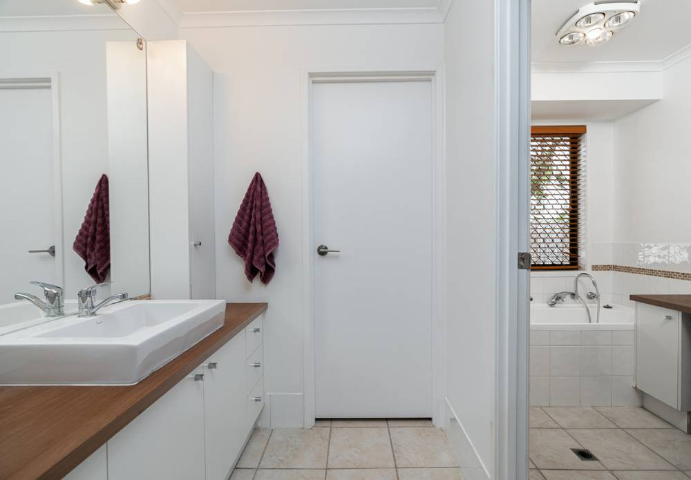 10 Ixora Court, REGENTS PARK, QLD 4118