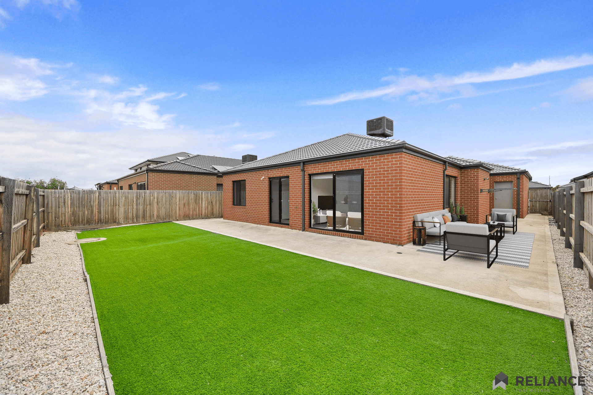 9 Linacre Crescent, Melton South, VIC 3338