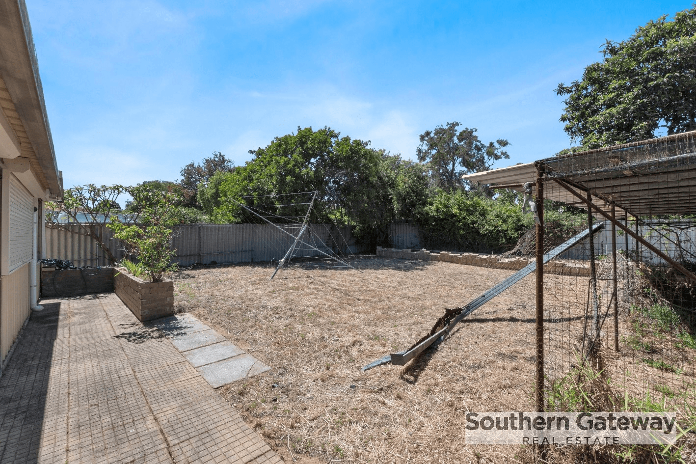 8 Christmas Avenue, ORELIA, WA 6167