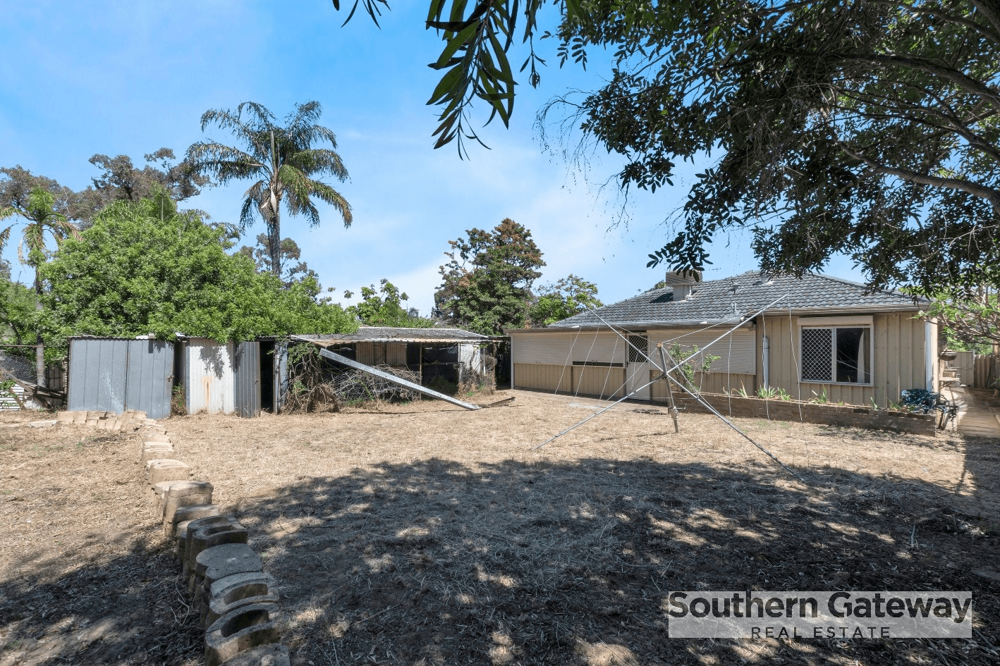 8 Christmas Avenue, ORELIA, WA 6167