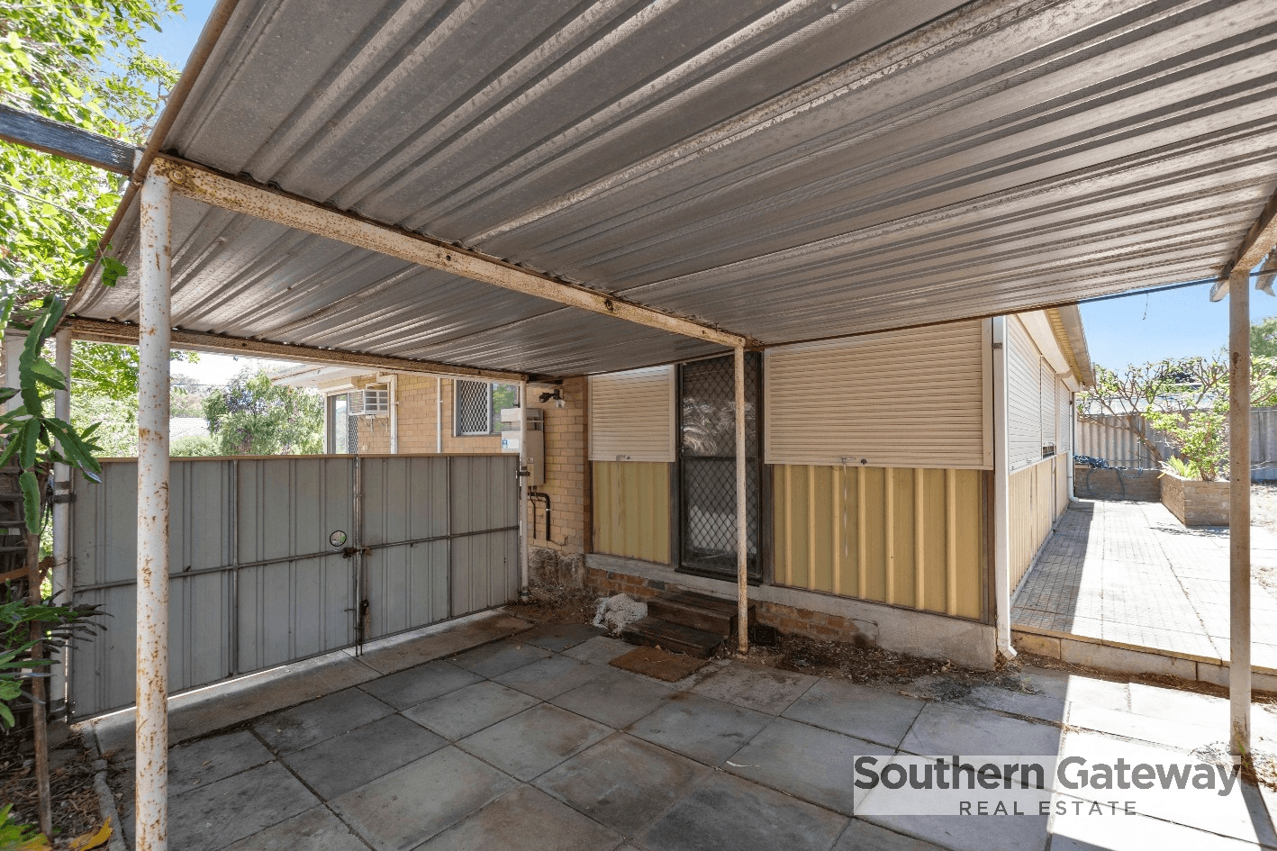 8 Christmas Avenue, ORELIA, WA 6167