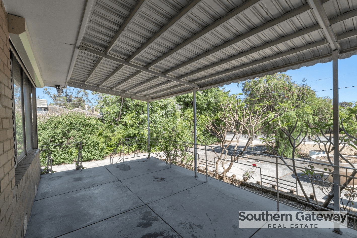 8 Christmas Avenue, ORELIA, WA 6167