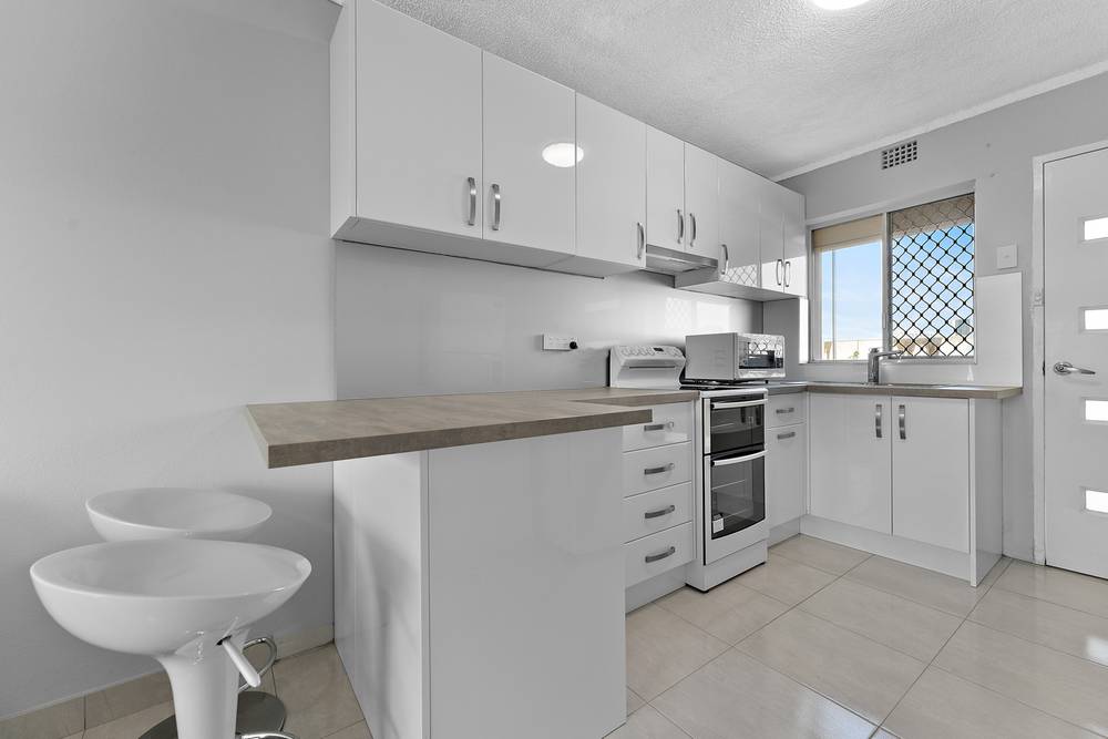 9/3 Burgundy Crescent, SPEARWOOD, WA 6163