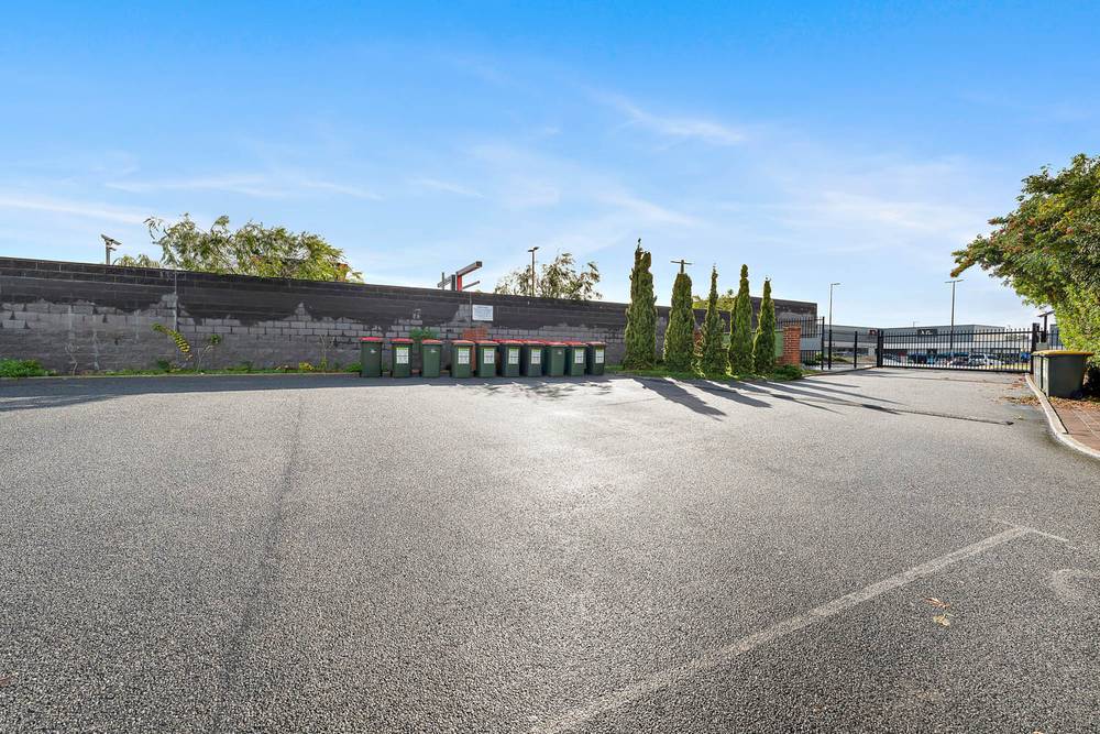 9/3 Burgundy Crescent, SPEARWOOD, WA 6163
