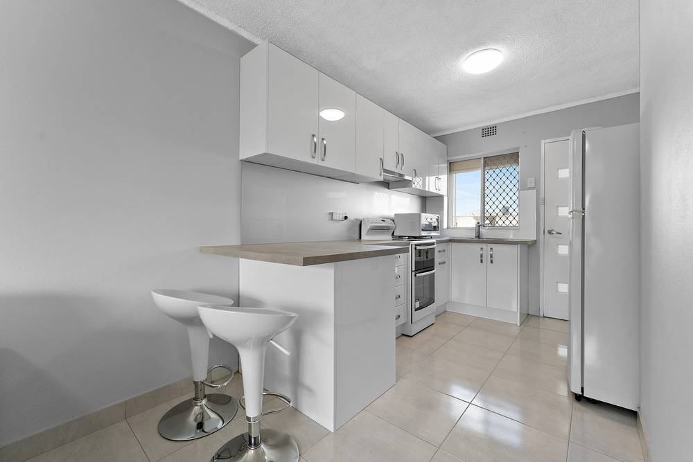 9/3 Burgundy Crescent, SPEARWOOD, WA 6163