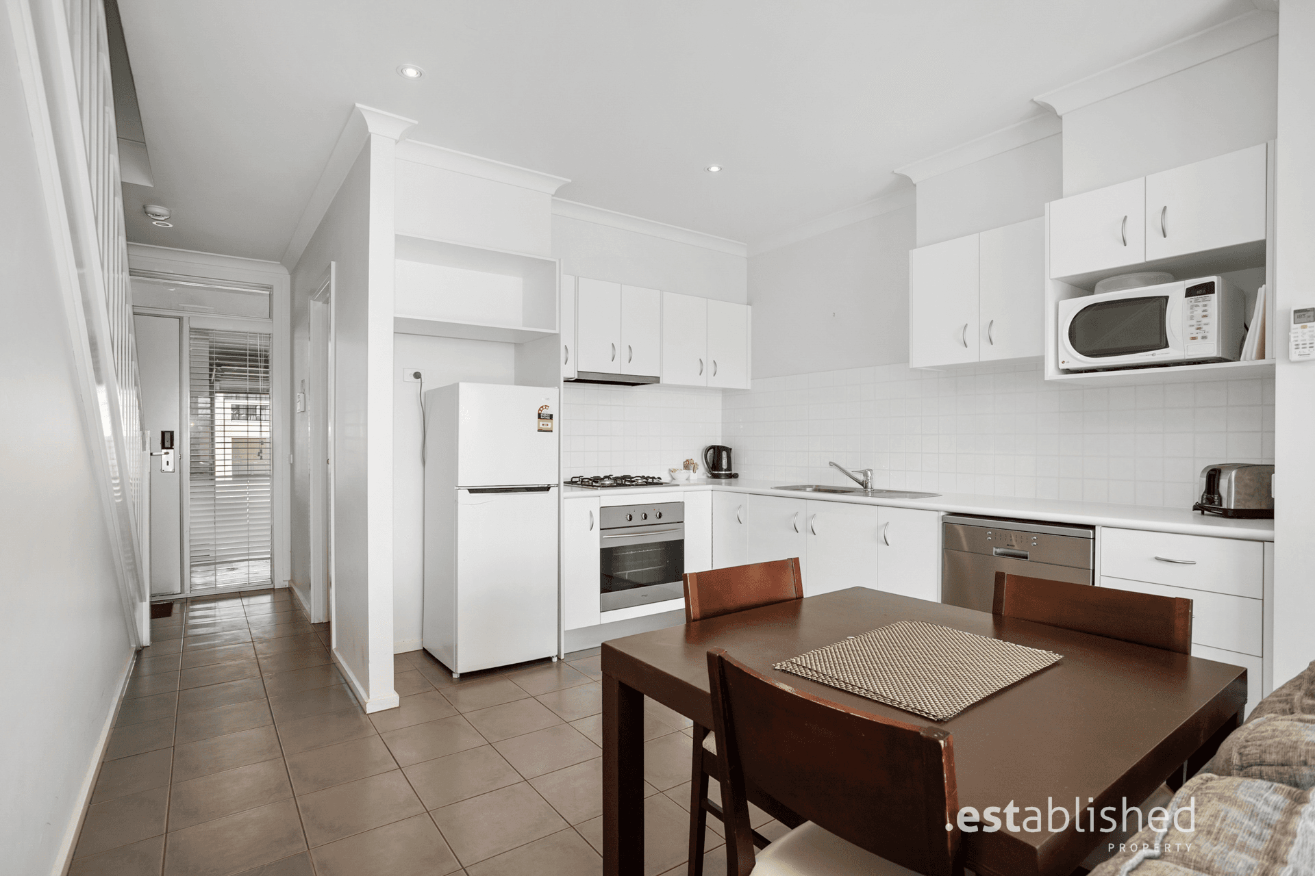 7/9 Greg Norman Drive, SANCTUARY LAKES, VIC 3030