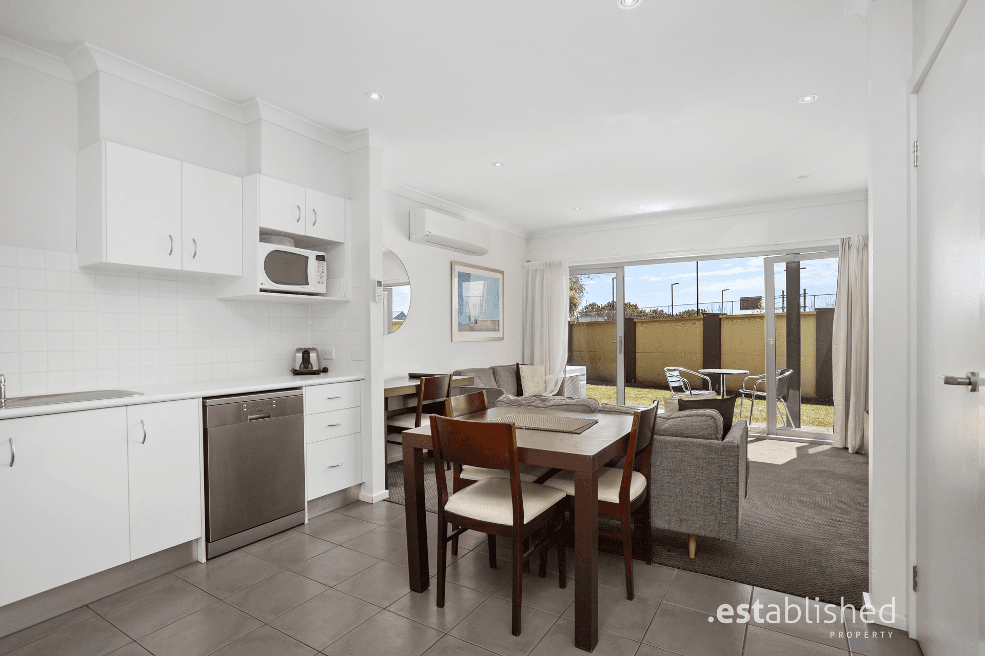 7/9 Greg Norman Drive, SANCTUARY LAKES, VIC 3030