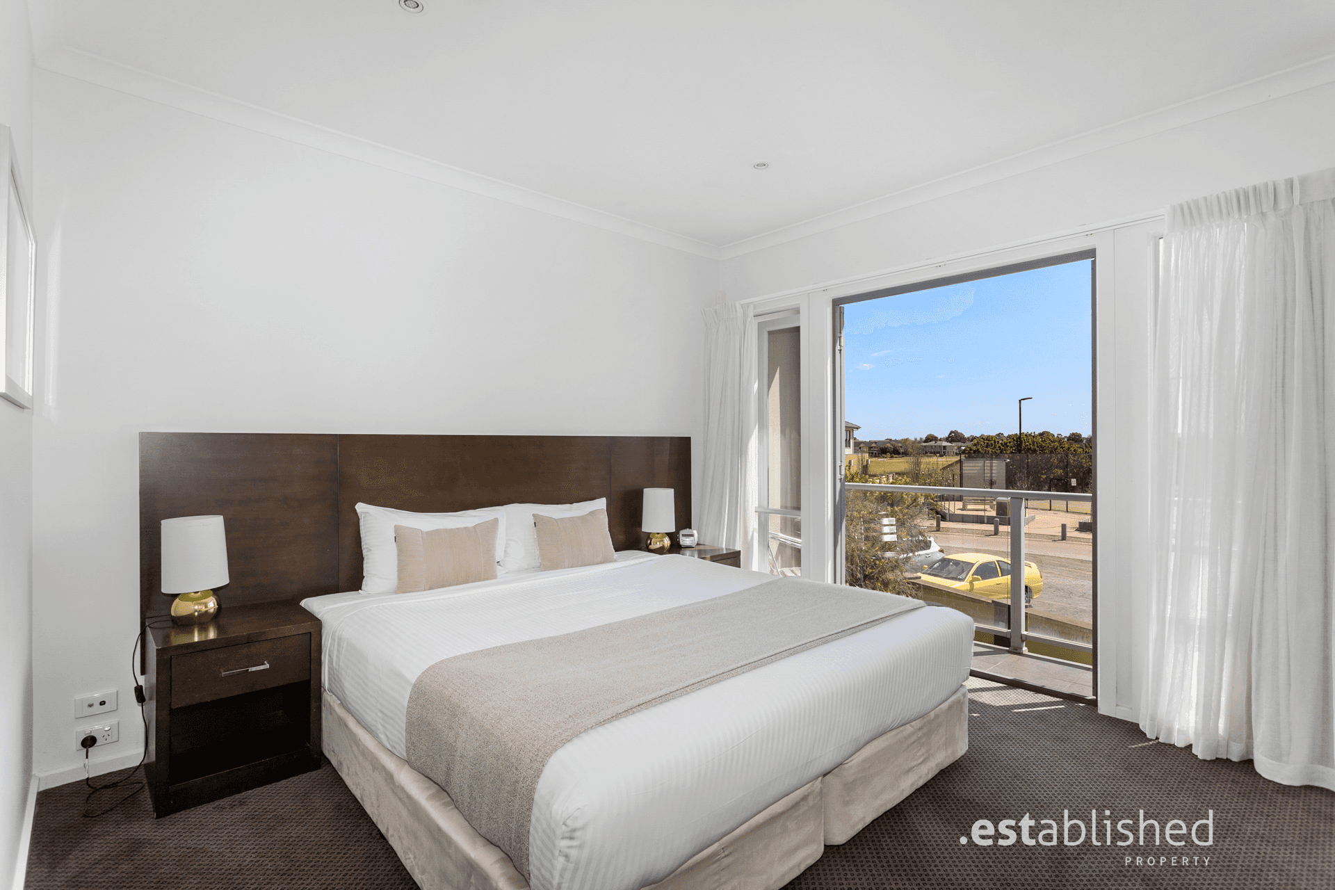 7/9 Greg Norman Drive, SANCTUARY LAKES, VIC 3030