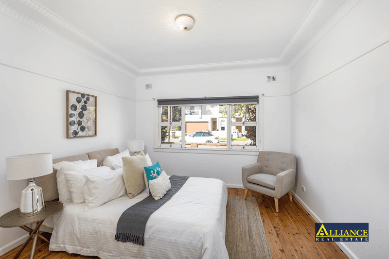 28 Kathleen Parade, Picnic Point, NSW 2213