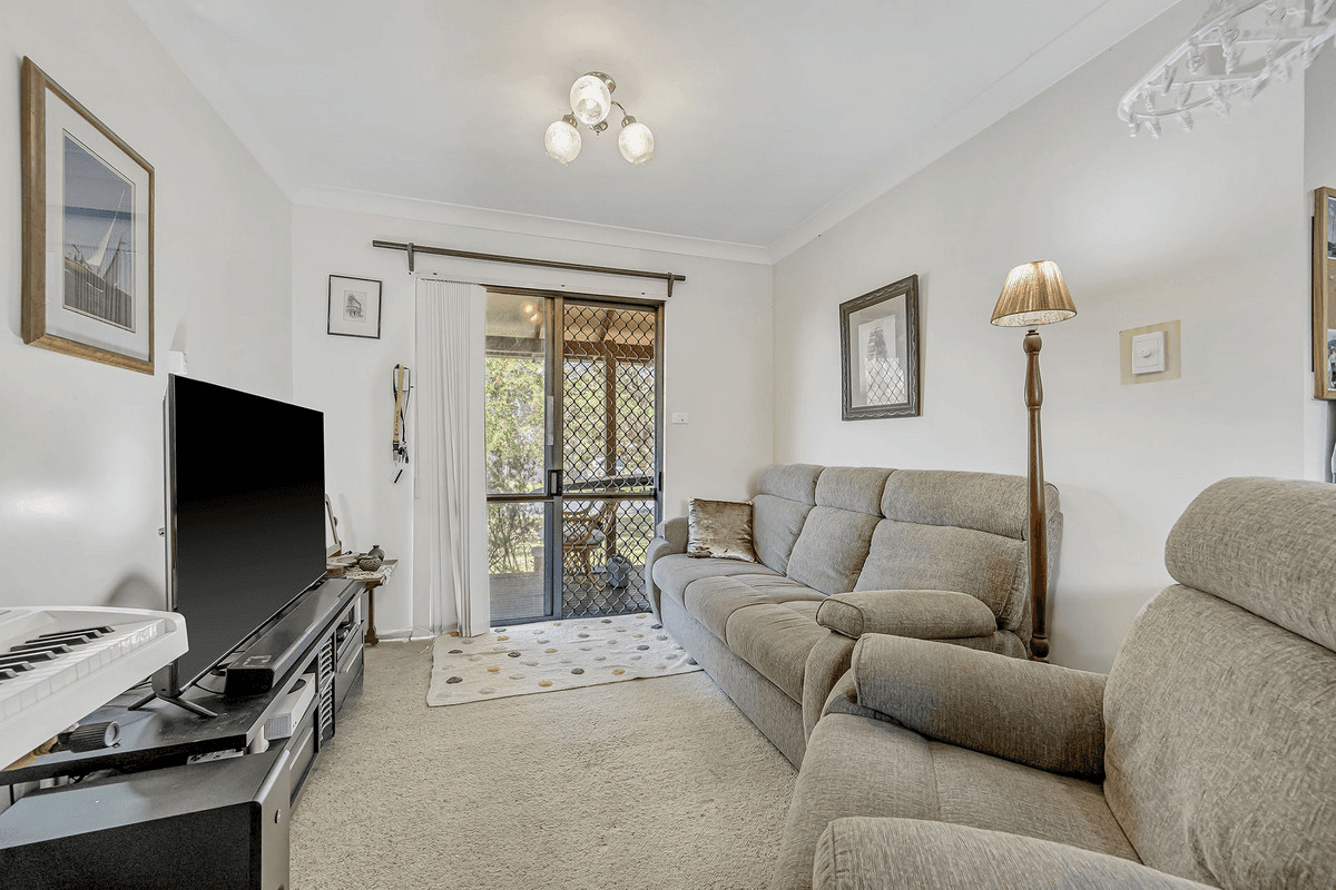 15 Castle Street, Laurieton, NSW 2443