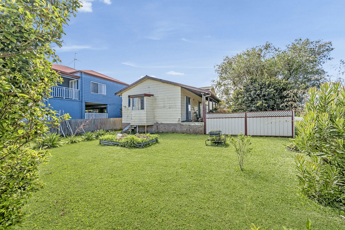 15 Castle Street, Laurieton, NSW 2443