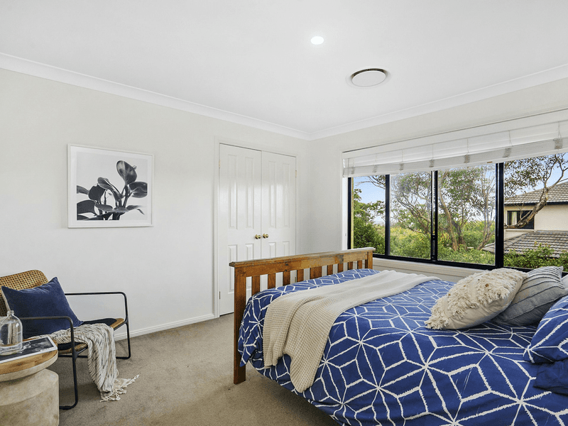 8 Laurie Place, BELROSE, NSW 2085