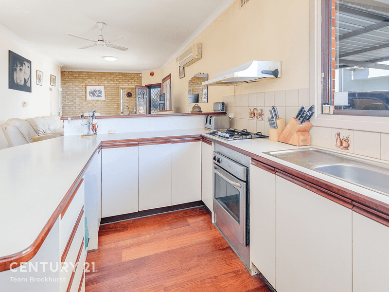 11 Coolbellup Avenue, Coolbellup, WA 6163