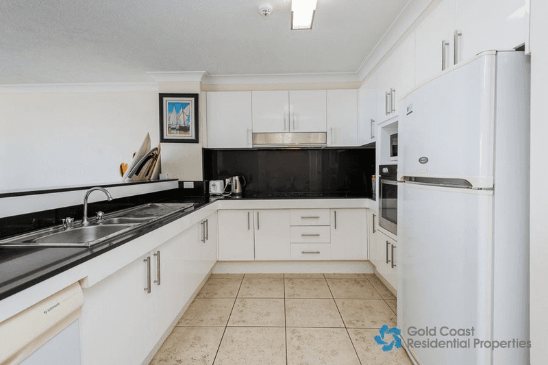 41/26 Markwell Avenue, SURFERS PARADISE, QLD 4217