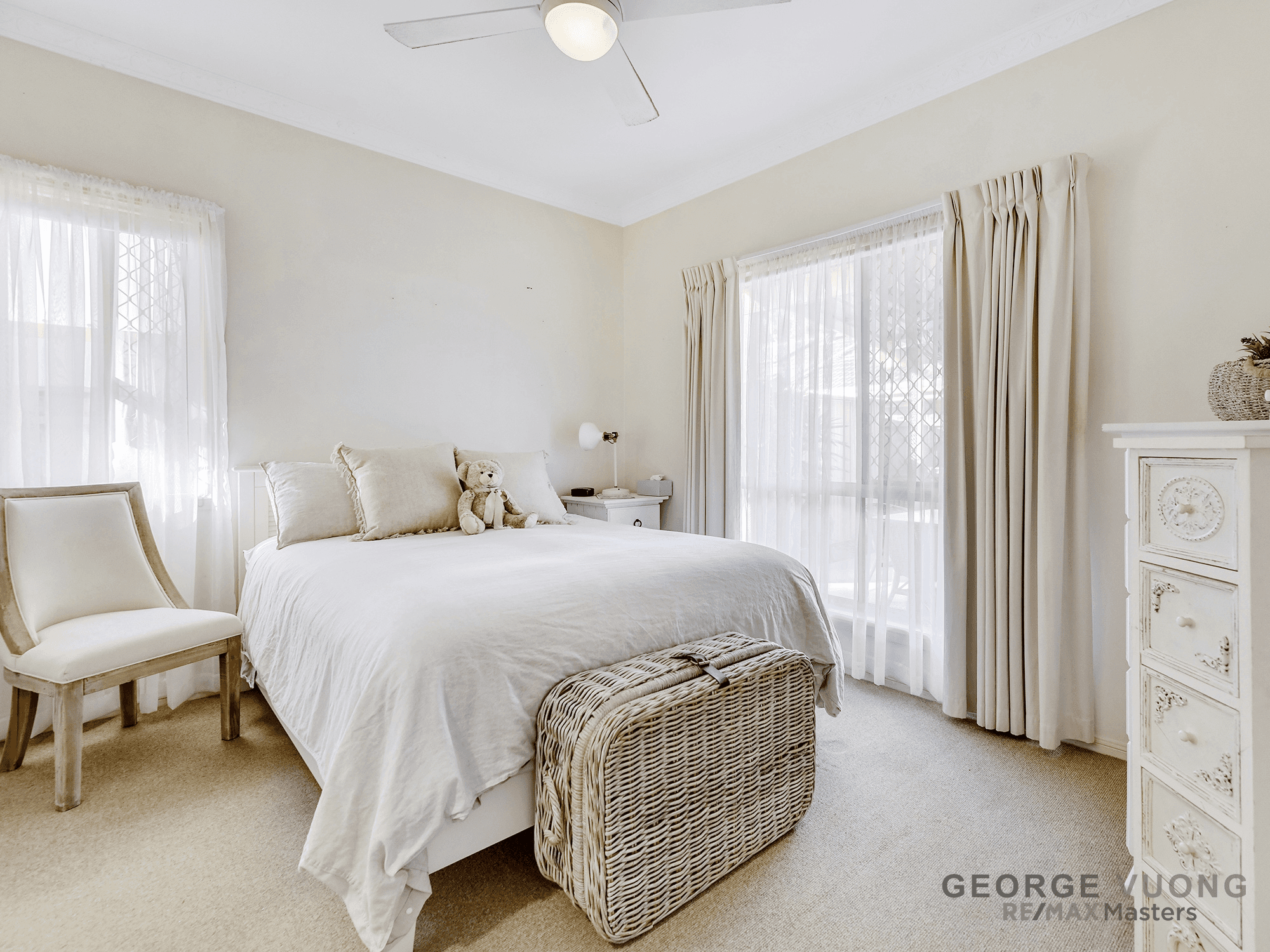 10 Halifax Ct, FOREST LAKE, QLD 4078