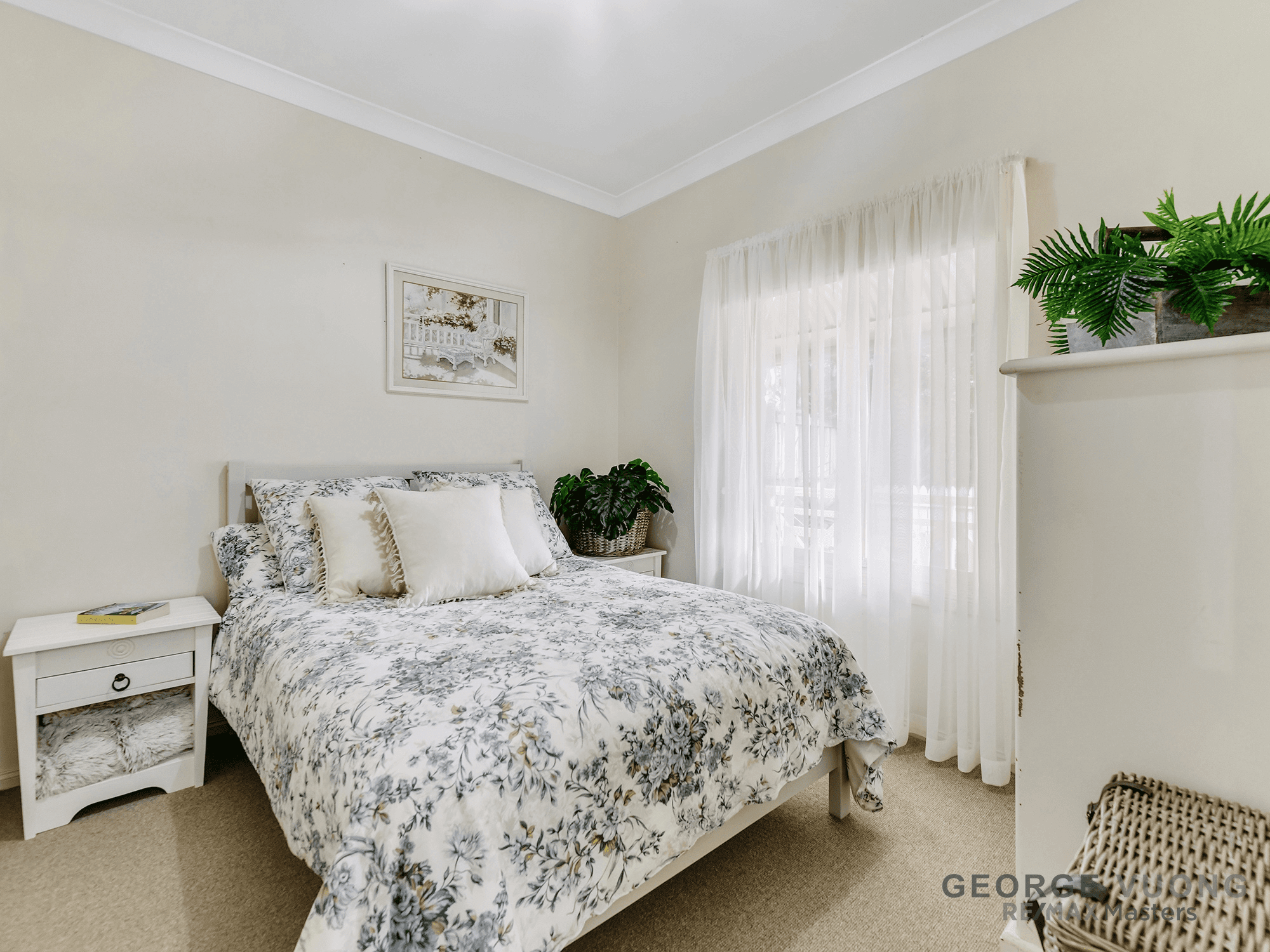 10 Halifax Ct, FOREST LAKE, QLD 4078