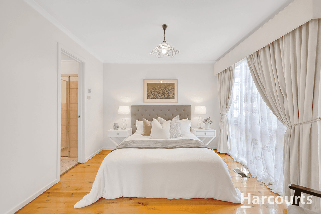 16 Cabinda Drive, KEYSBOROUGH, VIC 3173