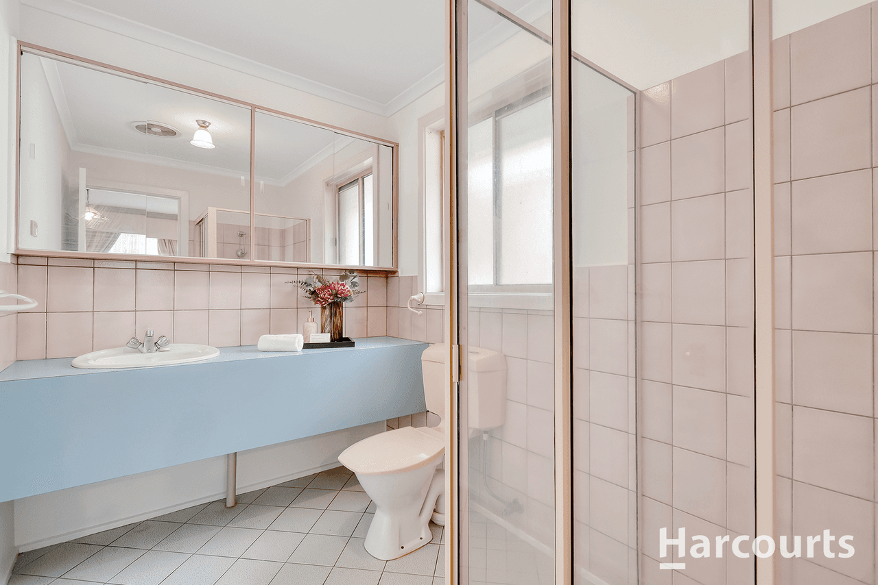 16 Cabinda Drive, KEYSBOROUGH, VIC 3173