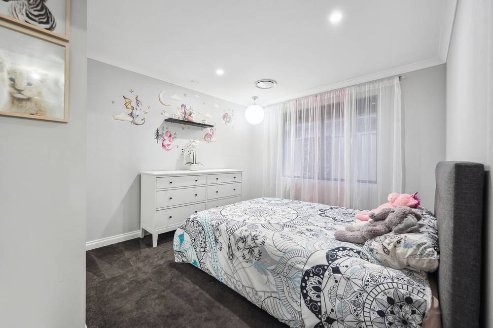 9 Loseto Link, PIARA WATERS, WA 6112