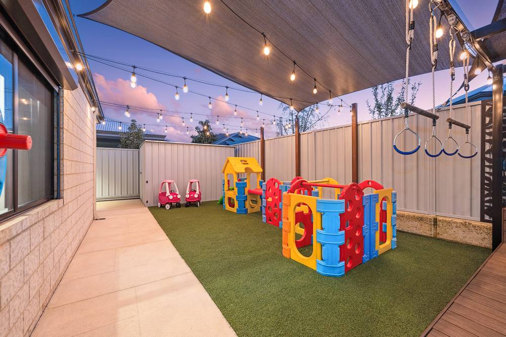 9 Loseto Link, PIARA WATERS, WA 6112