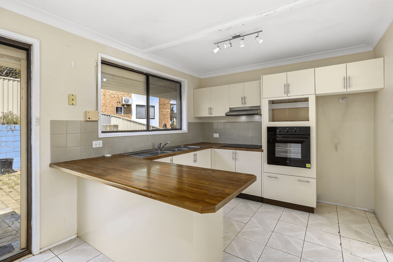 15 Mantalini Street, AMBARVALE, NSW 2560