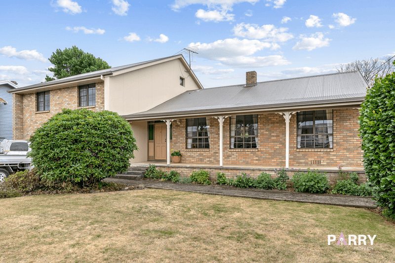 12 Arthur Street, SCOTTSDALE, TAS 7260