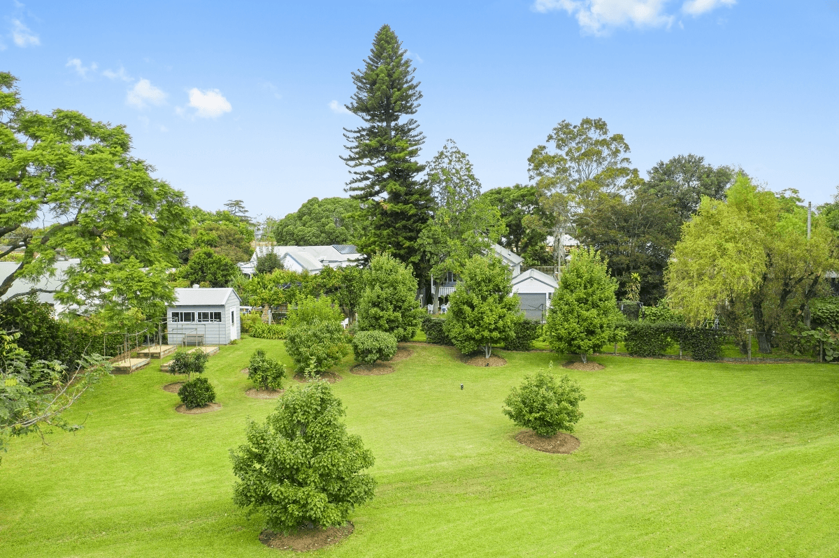 9 Williams Close, Lorn, NSW 2320