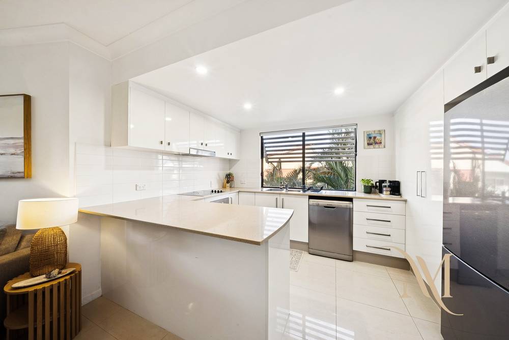 11/24 Parker Street, Labrador, QLD 4215