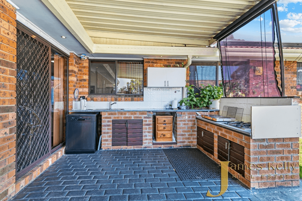 14 Bowes Pl, Doonside, NSW 2767