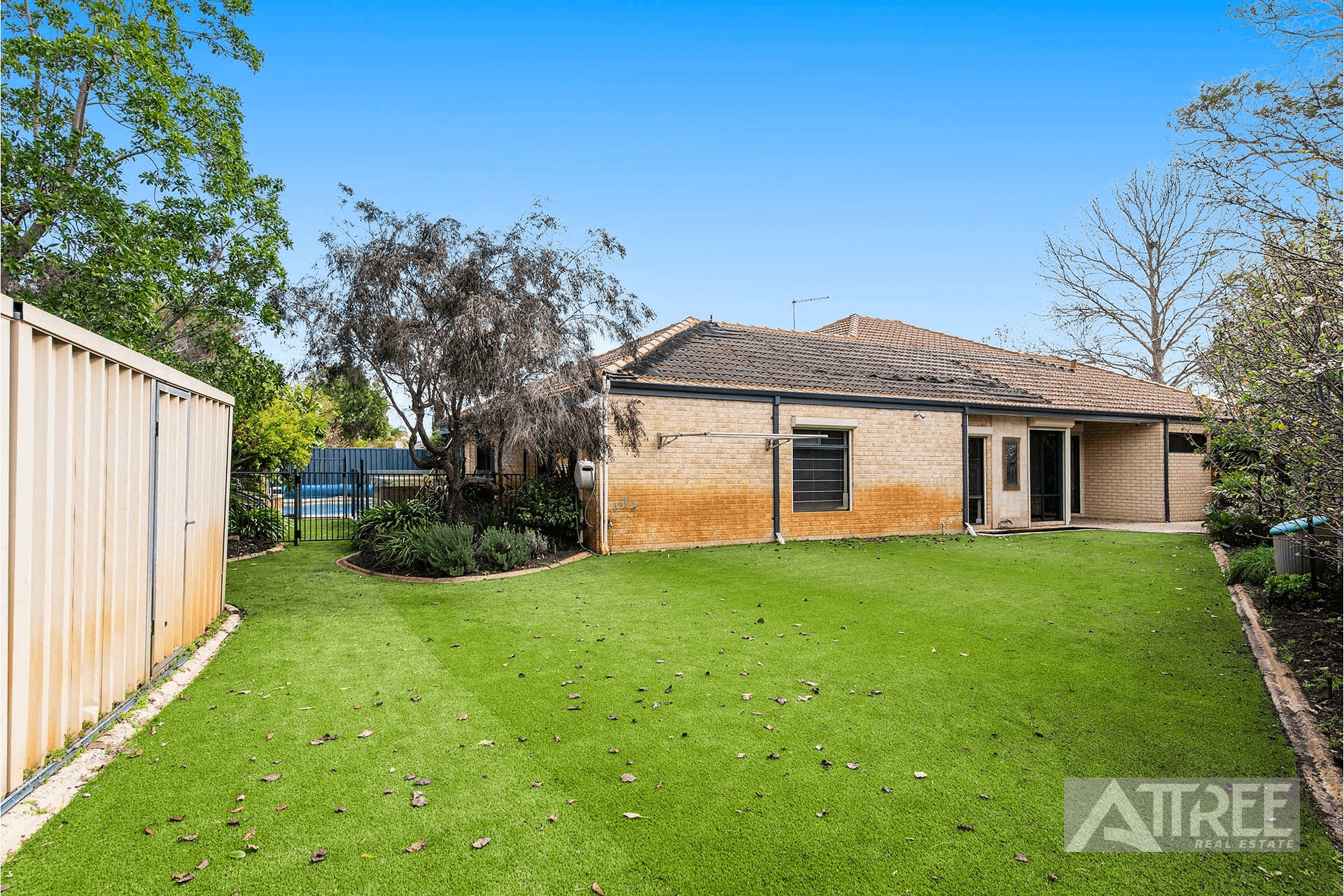 2 Sanctuary Avenue, Canning Vale, WA 6155