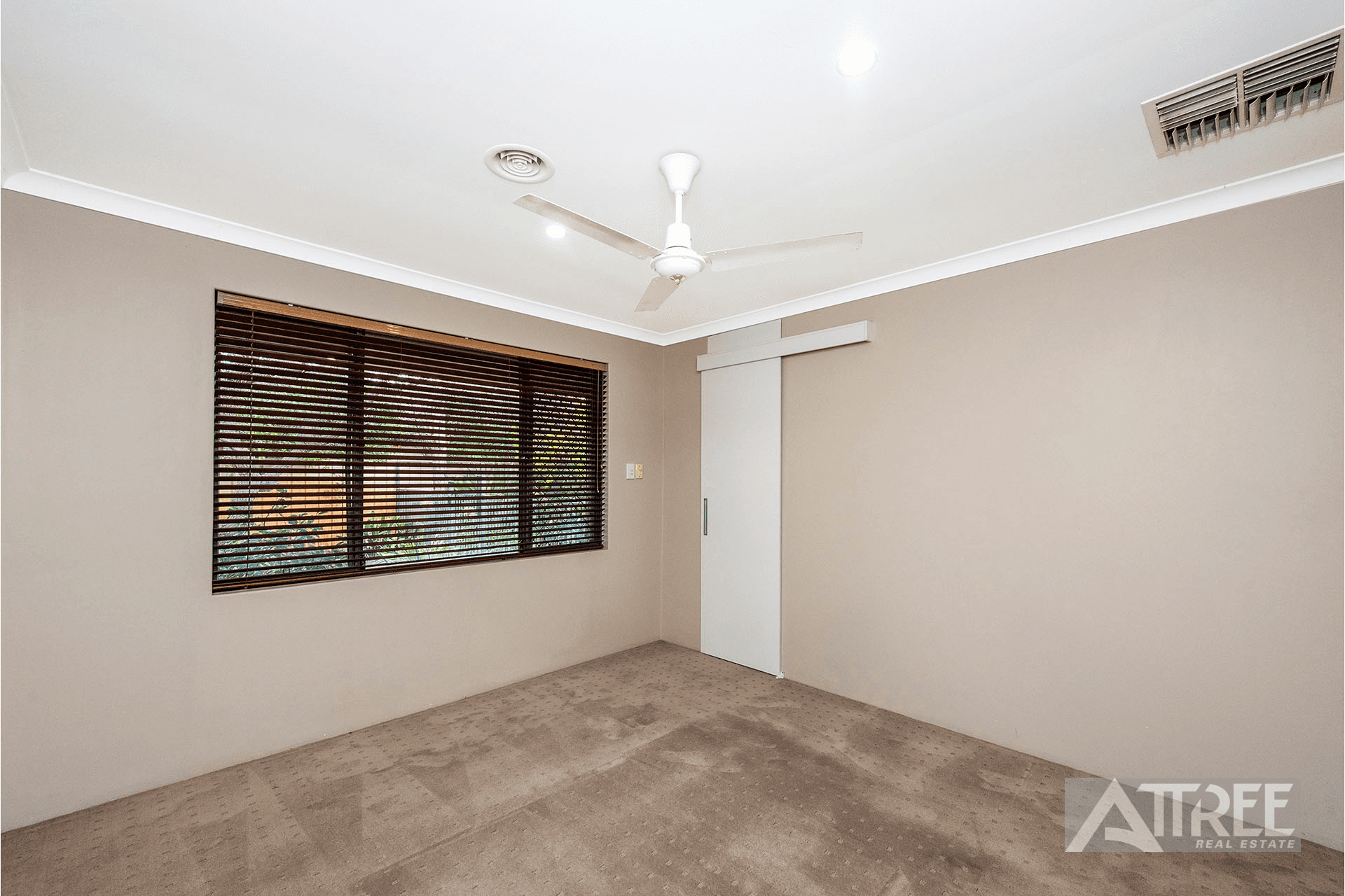 2 Sanctuary Avenue, Canning Vale, WA 6155