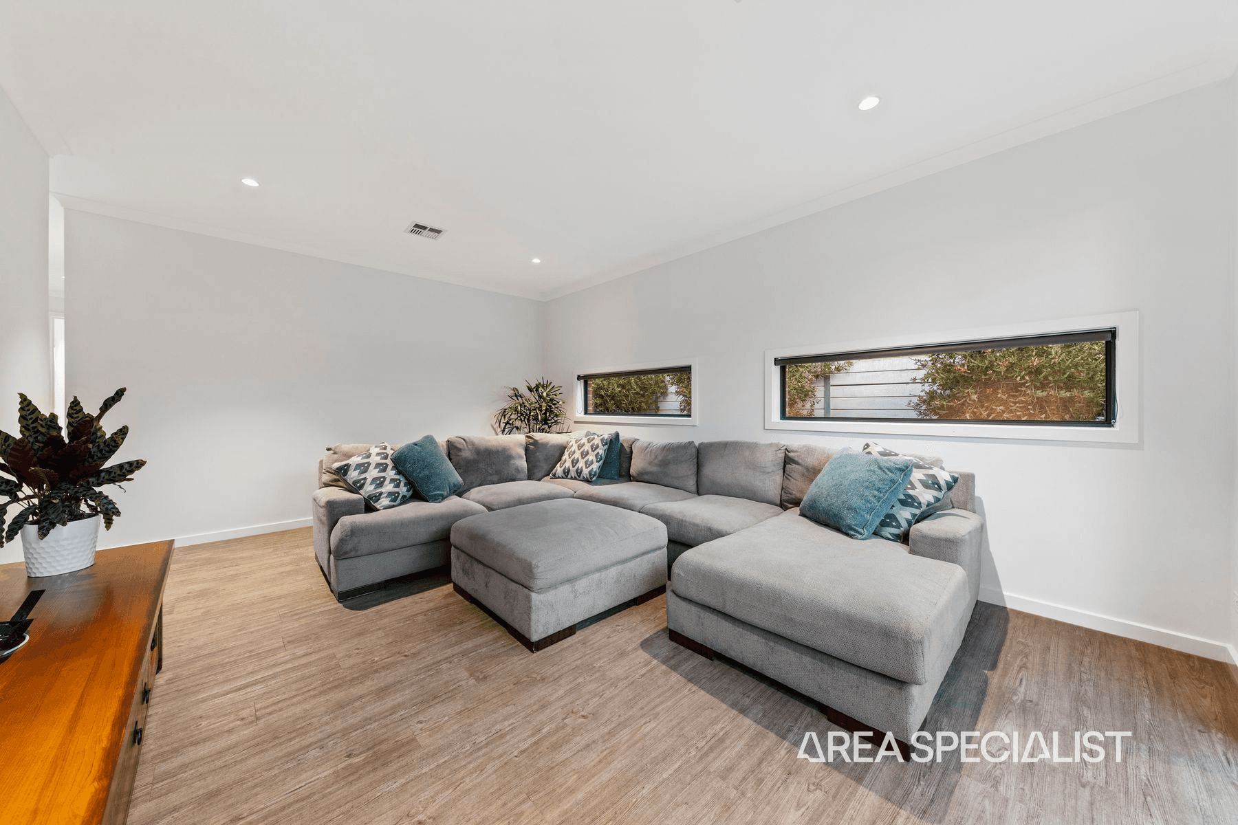 35 Avondale Street, Officer, VIC 3809