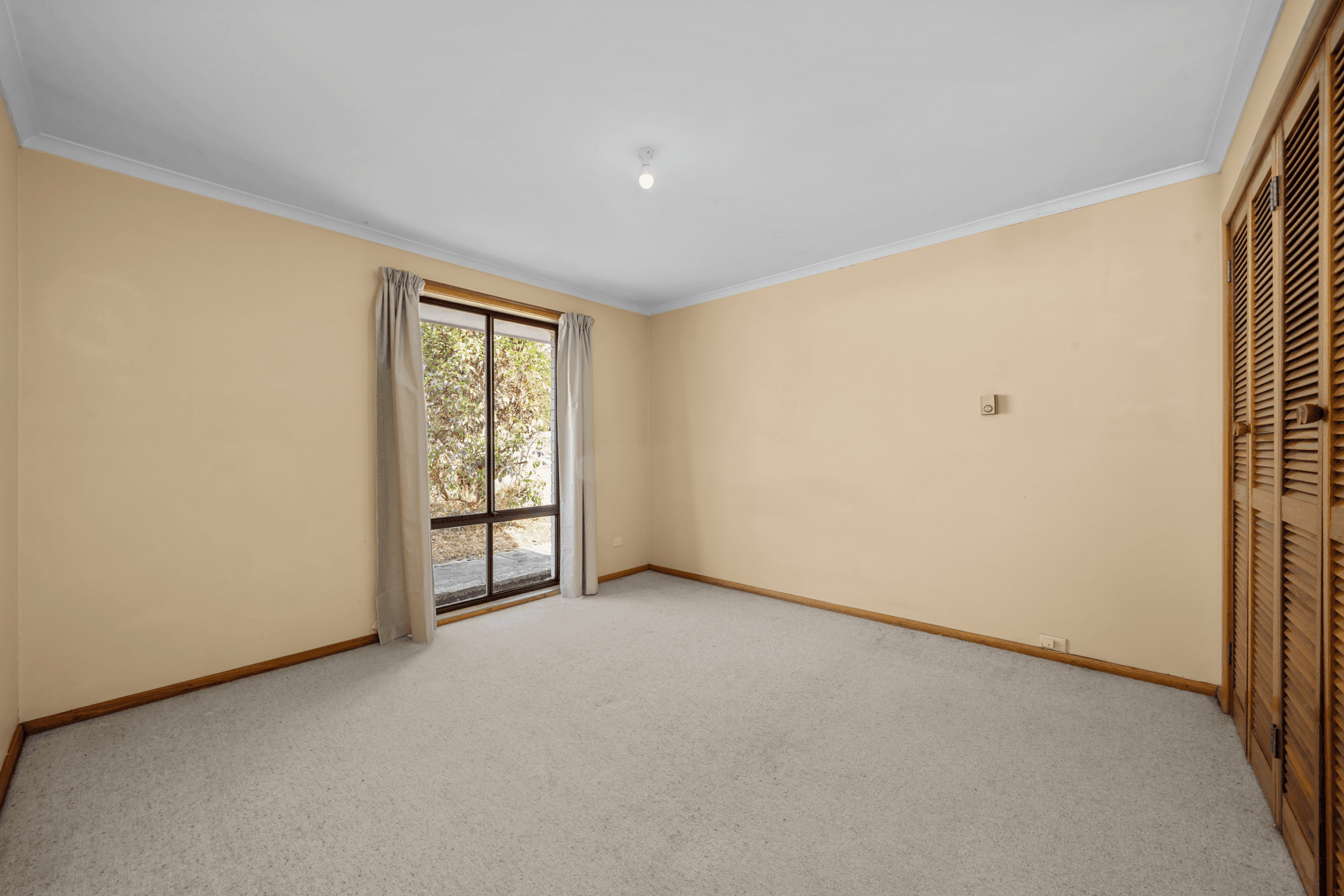 12 Nubeena Crescent, TAROONA, TAS 7053