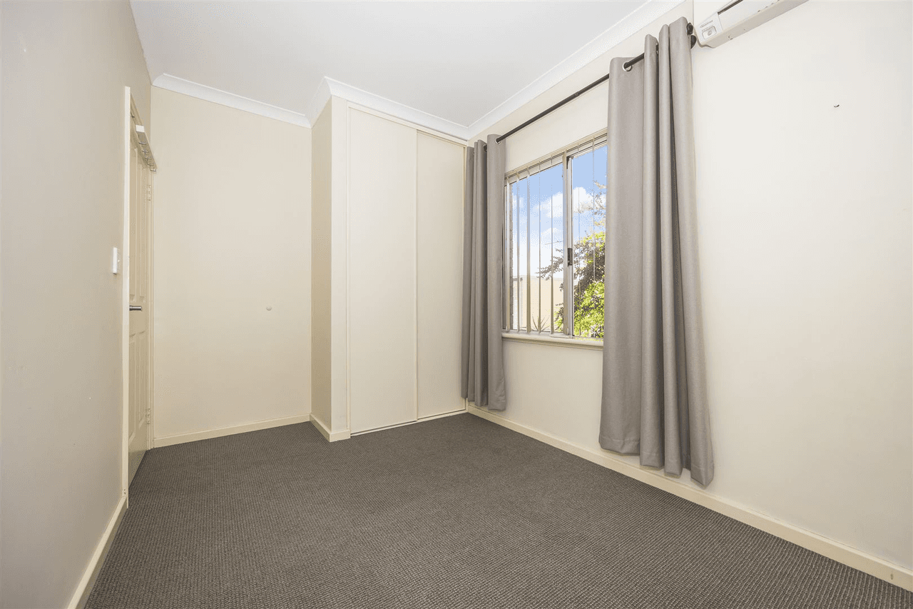 7/3  Dodd Street, Hamilton Hill, WA 6163