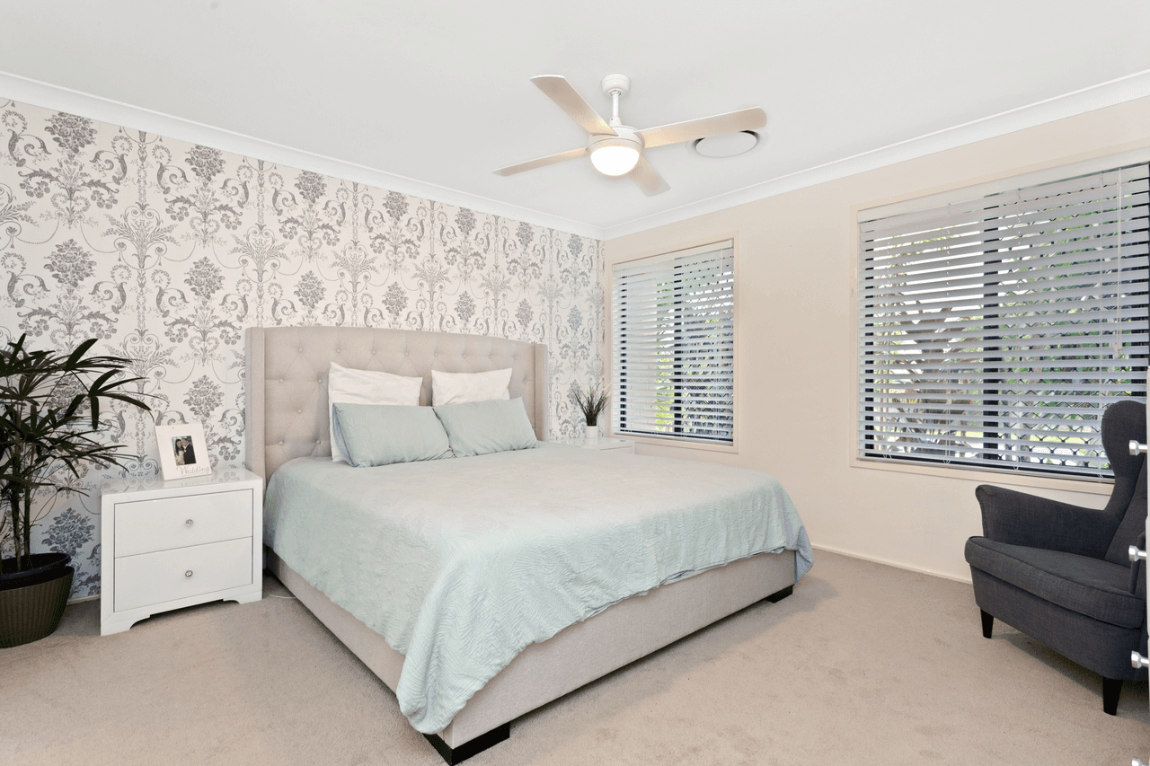 60 Halfway Dr, Ormeau, QLD 4208