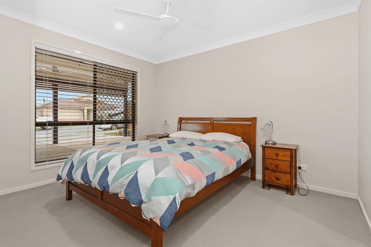 60 Halfway Dr, Ormeau, QLD 4208