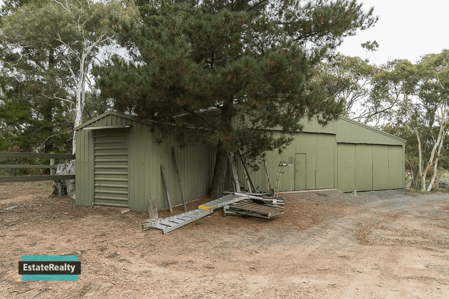 185 Poppet Rd, Wamboin, NSW 2620