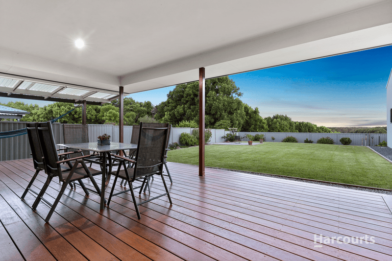 16 Cummings Crescent, Cumbalum, NSW 2478