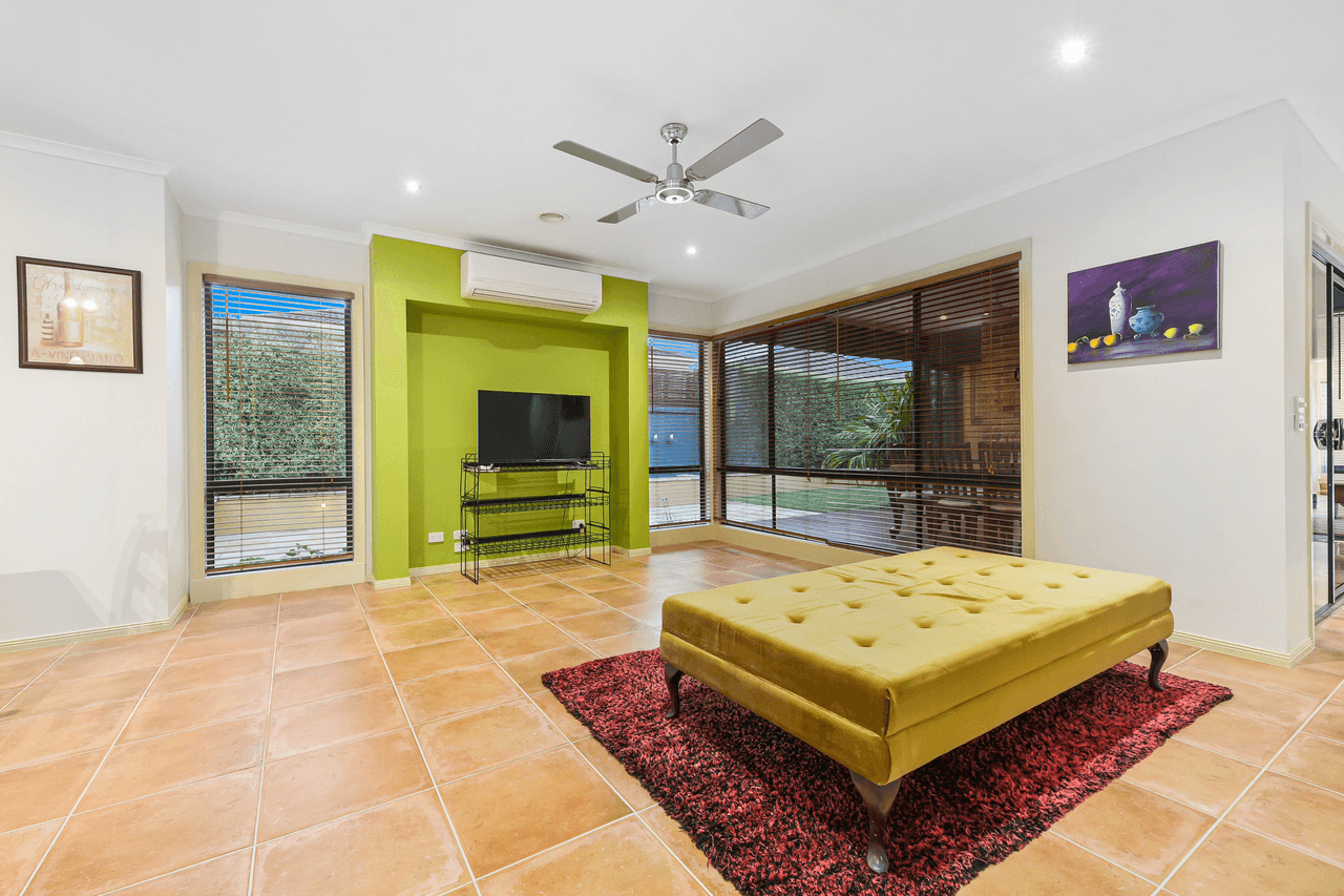 5 Bundoora Court, NARRE WARREN SOUTH, VIC 3805