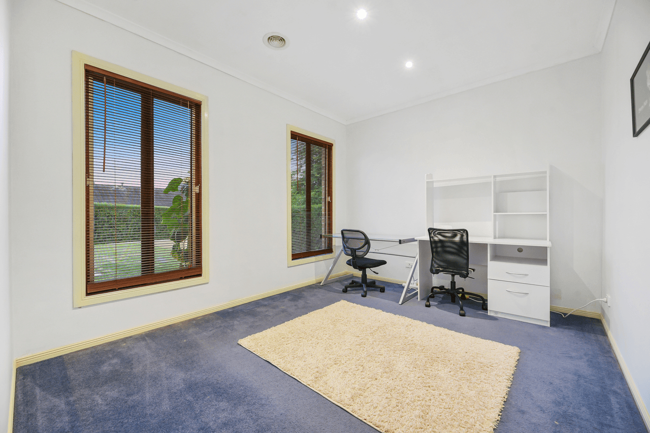 5 Bundoora Court, NARRE WARREN SOUTH, VIC 3805