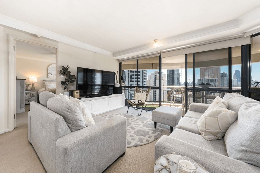 56/15 Victoria Avenue, BROADBEACH, QLD 4218